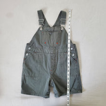 Load image into Gallery viewer, Vintage Gap Army Green Shortalls 3t
