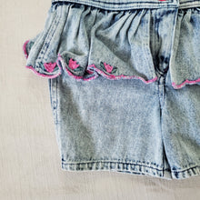 Load image into Gallery viewer, Vintage Girly Acid Wash Shortalls 3t
