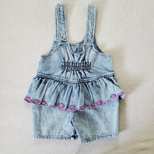 Load image into Gallery viewer, Vintage Girly Acid Wash Shortalls 3t
