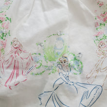 Load image into Gallery viewer, Disney Princesses Floral Skirt 4t
