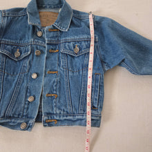 Load image into Gallery viewer, Vintage &quot;Pirates&quot; Jean Jacket 4t
