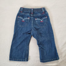 Load image into Gallery viewer, Vintage Y2k Flared Jeans 18 months

