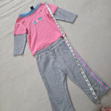 Load image into Gallery viewer, Vintage Y2k Girly Sweats Set 18 months

