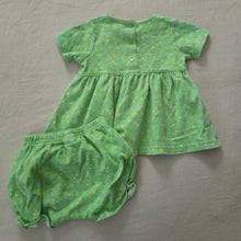 Load image into Gallery viewer, Vintage Green Floral 2-Piece Set 3-6 months
