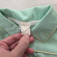 Load image into Gallery viewer, Vintage Green Fishing Embroidery Jacket 9-12 months
