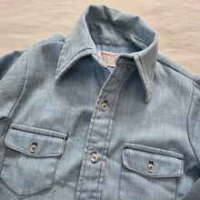 Load image into Gallery viewer, Vintage 70s Donmoor Light Wash Denim Buttondown 5t
