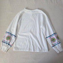 Load image into Gallery viewer, Vintage Daisy Girl Scouts Billowy Long Sleeve kids 8
