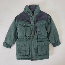 Load image into Gallery viewer, Vintage Reversible Green/Black Coat 5t
