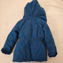 Load image into Gallery viewer, Vintage Blue Floral Hooded Coat 5t/6
