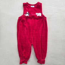 Load image into Gallery viewer, Vintage Oshkosh Polar Animals Velour Pantsuit 6-9 months
