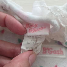 Load image into Gallery viewer, Vintage Oshkosh Floral Pajamas 6 months
