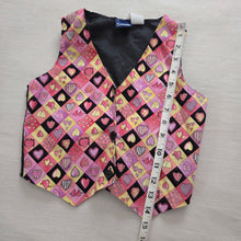 Load image into Gallery viewer, Vintage Heart Checkered Vest kids 6/7
