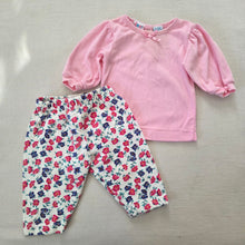 Load image into Gallery viewer, Vintage Bundle Floral Pants &amp; Shirt 3-6 months
