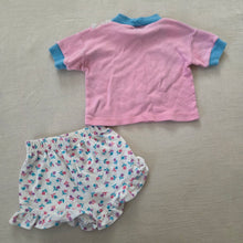 Load image into Gallery viewer, Vintage Bundle Bunny Tee + Floral Shorts 6-9 months
