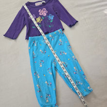 Load image into Gallery viewer, Vintage Flowery Girls Bundle 12 months
