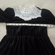 Load image into Gallery viewer, Vintage Black Velvet Lace Dress 3t
