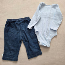 Load image into Gallery viewer, Vintage Winter Embroidered Bundle 6-9 months
