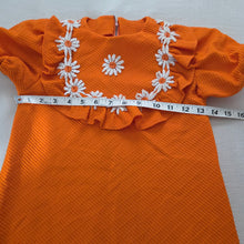 Load image into Gallery viewer, Vintage Orange Floral Dress kids 6/8
