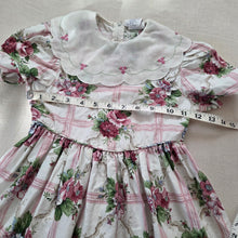 Load image into Gallery viewer, Vintage Floral Grid Dress kids 6
