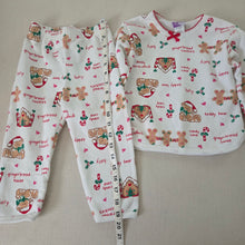 Load image into Gallery viewer, Vintage Christmas Pattern Sweats Set 2t
