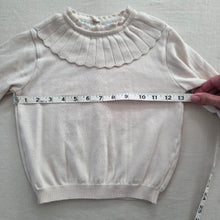 Load image into Gallery viewer, Vintage Cream Knit Sweater 3t
