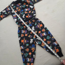 Load image into Gallery viewer, Vintage 2-Piece Halloween Sweats Set 24 months
