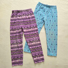 Load image into Gallery viewer, Vintage Floral Girly Pants 5t
