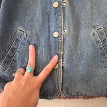 Load image into Gallery viewer, Vintage Flannel-Lined Jean Jacket 4t
