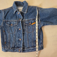 Load image into Gallery viewer, Vintage Jordache Trucker Jean Jacket 5t
