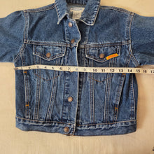Load image into Gallery viewer, Vintage Jordache Trucker Jean Jacket 5t
