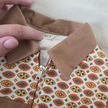 Load image into Gallery viewer, Vintage 60s Geometric Neutral Jacket 18 months
