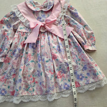 Load image into Gallery viewer, Vintage Bryan Beautiful Floral Dress 2t
