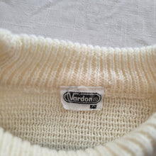 Load image into Gallery viewer, Vintage Knit Pattern Sweater 4t/5t
