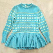 Load image into Gallery viewer, Vintage Blue Pattern Knit Tunic 5t
