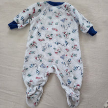 Load image into Gallery viewer, Vintage Winter Bears PJs 3 months
