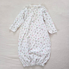 Load image into Gallery viewer, Vintage Floral Sleep Gown 0-6 months
