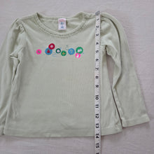 Load image into Gallery viewer, Vintage '04 Old Navy Christmas Long Sleeve 3t/4t
