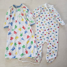 Load image into Gallery viewer, Vintage Cars/Animals Pattern PJs Bundle 0-3 months
