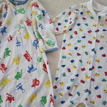 Load image into Gallery viewer, Vintage Cars/Animals Pattern PJs Bundle 0-3 months
