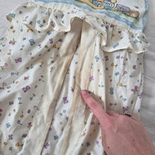 Load image into Gallery viewer, Vintage Classic Pooh Nursery Hanging Storage
