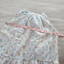 Load image into Gallery viewer, Vintage Dainty Floral Swing Top 3t
