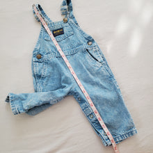 Load image into Gallery viewer, Vintage Oshkosh Denim Overalls 6-9 months
