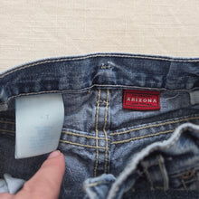 Load image into Gallery viewer, Vintage Cinched Waist Jeans 4t

