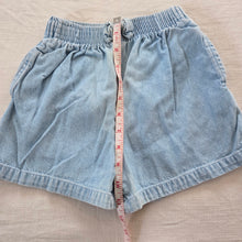 Load image into Gallery viewer, Vintage Bow Jean Shorts 5t/6

