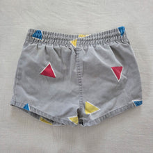 Load image into Gallery viewer, Vintage Colorful Triangles Gray Shorts 4t
