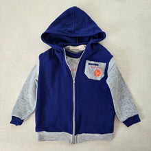 Load image into Gallery viewer, Vintage Basketball Matching Shirt + Vest Set 4t
