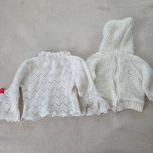 Load image into Gallery viewer, Vintage White Sweater Bundle 6 months

