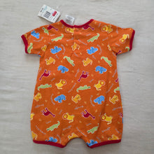 Load image into Gallery viewer, Vintage Deadstock Safari Animals Romper 6-9 months
