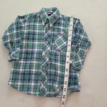Load image into Gallery viewer, Vintage Flannel Plaid Buttondown 2t
