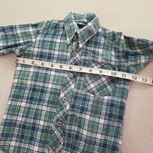 Load image into Gallery viewer, Vintage Flannel Plaid Buttondown 2t
